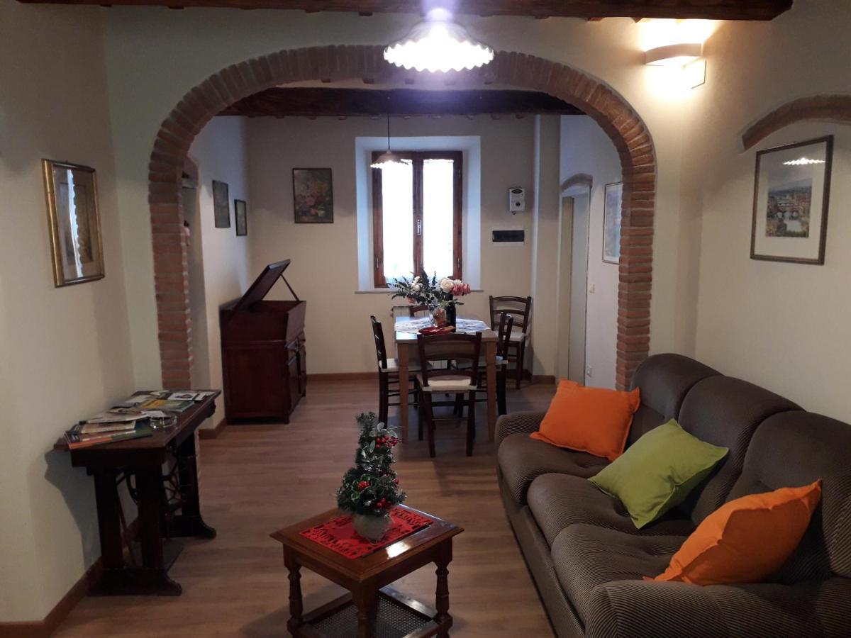 Dinas House Tuscany Holidays Terricciola Exterior photo